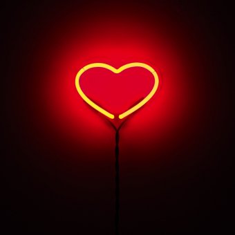 Neon heart